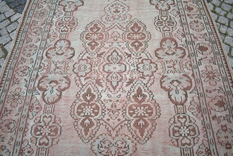 Vintage Turkish Rug 74'' x 118'' Anatolian Oushak Rug Hand Knotted Area Wool Rug gallery