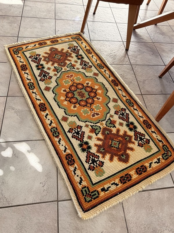 Vintage Scandinavian Rya Wool Rug 1960s/1970s (2’ 2” x 4’ 2”) gallery