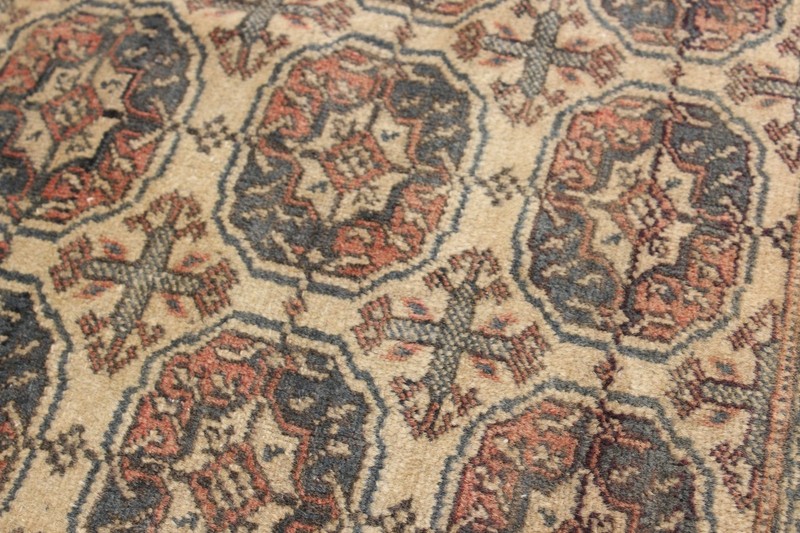 Vintage 5'0" x 8'4" Traditional Hand Knotted Vegetable Dye Wool Area Rug gallery