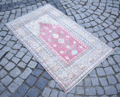 Turkish Rug 34” x 55” Vintage Anatolian Oushak Low Pile Carpet Prayer Design