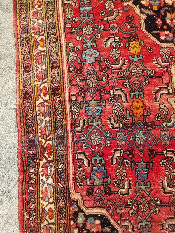 Vintage Distressed Hand Made Traditional Oriental Wool Red Rug 5.3x3.2ft gallery