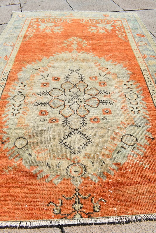 Turkish Rug 3'2'' x 4'7'' ft Vintage Kilim Anatolian Hand Knotted Oushak Rug gallery