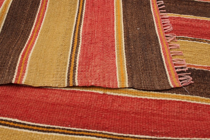 Vintage Hand Woven Area Rug 4'10" x 9'7" Traditional Wool Oriental Carpet gallery
