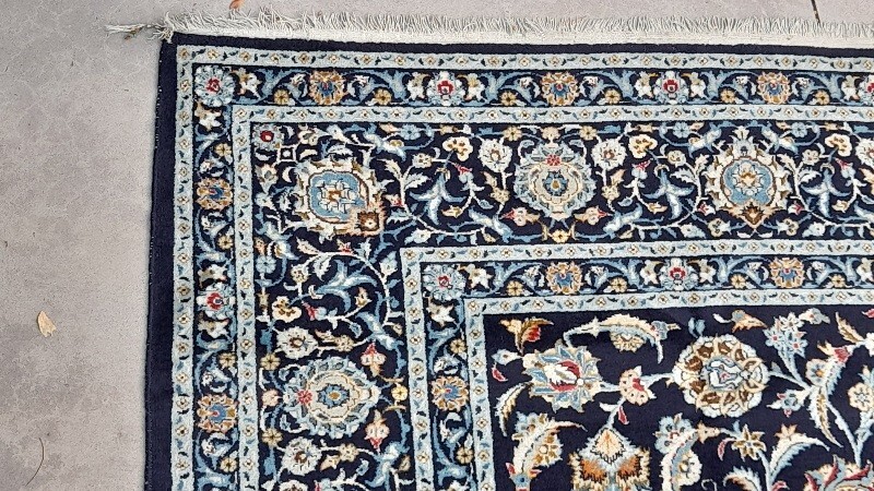 Kashaan design hand knotted wool rug in excellent condition gallery