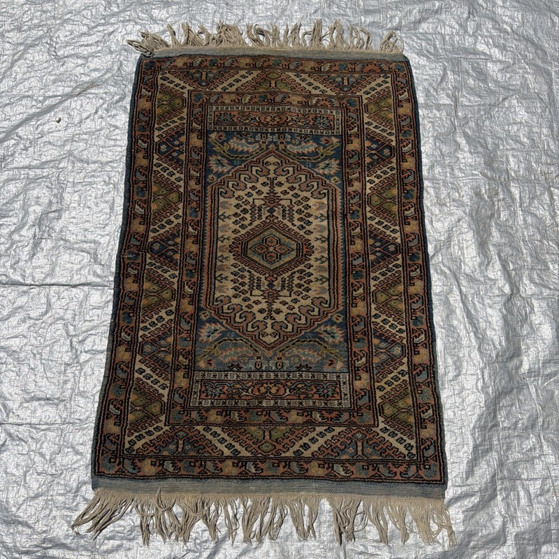 Vintage wool Oriental Area Rug Accent 50”-33” gallery