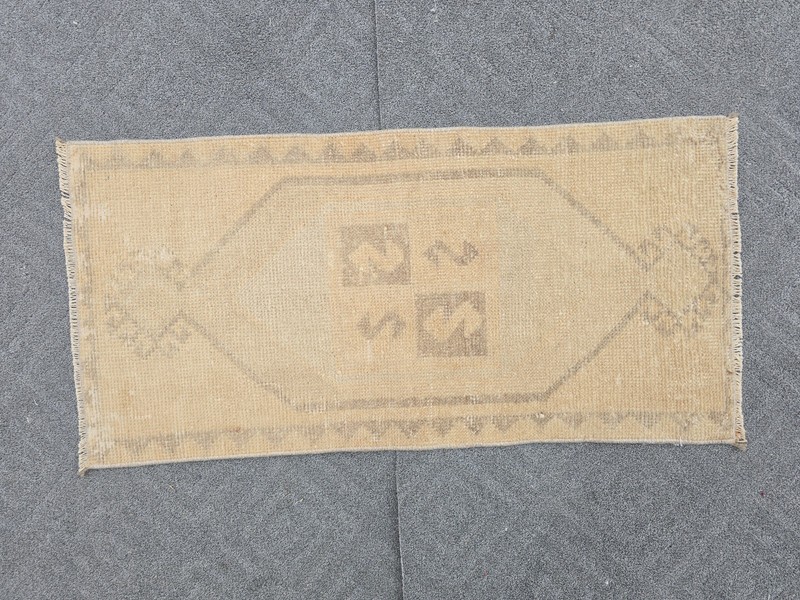 Vintage Turkish Oushak Rug 1.5x3.1 Hand Knotted Wool Neutral Faded Mat, gallery
