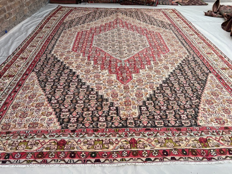 360 X 260 CM Stunning Super Fine Quality Senneh Knots Oriental F;at Weave Kilim gallery