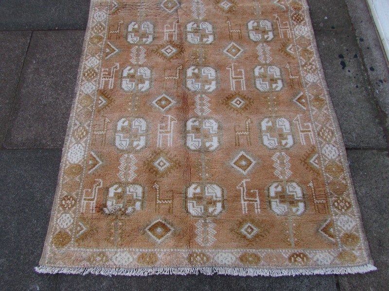 Vintage Hand Made Traditional Oriental Wool Cotton Beige Rug 224x105cm gallery