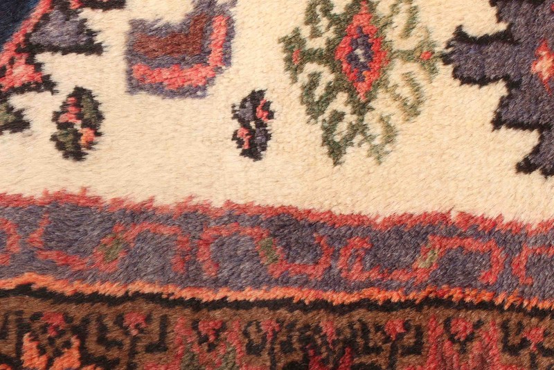 Vintage 3'2" x 5'8" Traditional Hand Knotted Vegetable Dye Wool Area Rug gallery