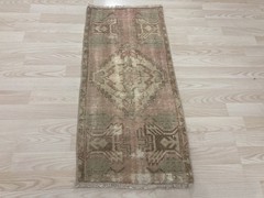 Vintage rug, Turkish mini rug, Small Pink rug, Wool rug, Doormat rug, 1.3 x 3 ft
