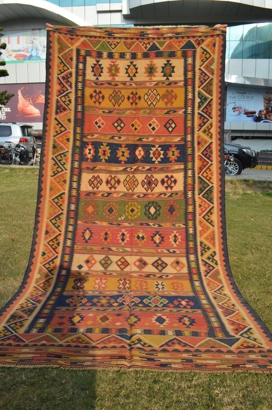 COLLECTORS' ITEM Beautiful Antique Shirvan Caucasian Daghistan Perpedil Kilim gallery