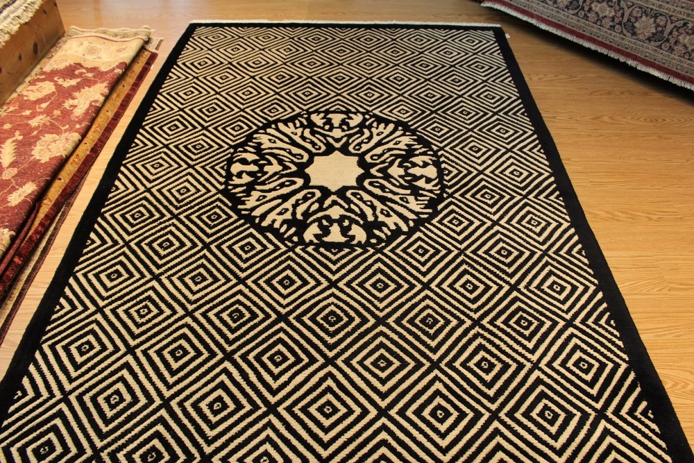 TIBETAN RUG Black & White 6' x 9' handmade Thick Wool Area Rug