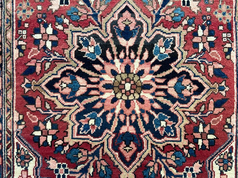 VINTAGE HERIZ RUNNER HAND MADE PERSIAN WOOL RUG HALLWAY CARPET 10'5" x 3'4" gallery