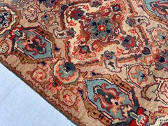 COLLECTORS’ ITEM Vintage Natural Vegetable Dye Kazak Azerbaijan Carpet