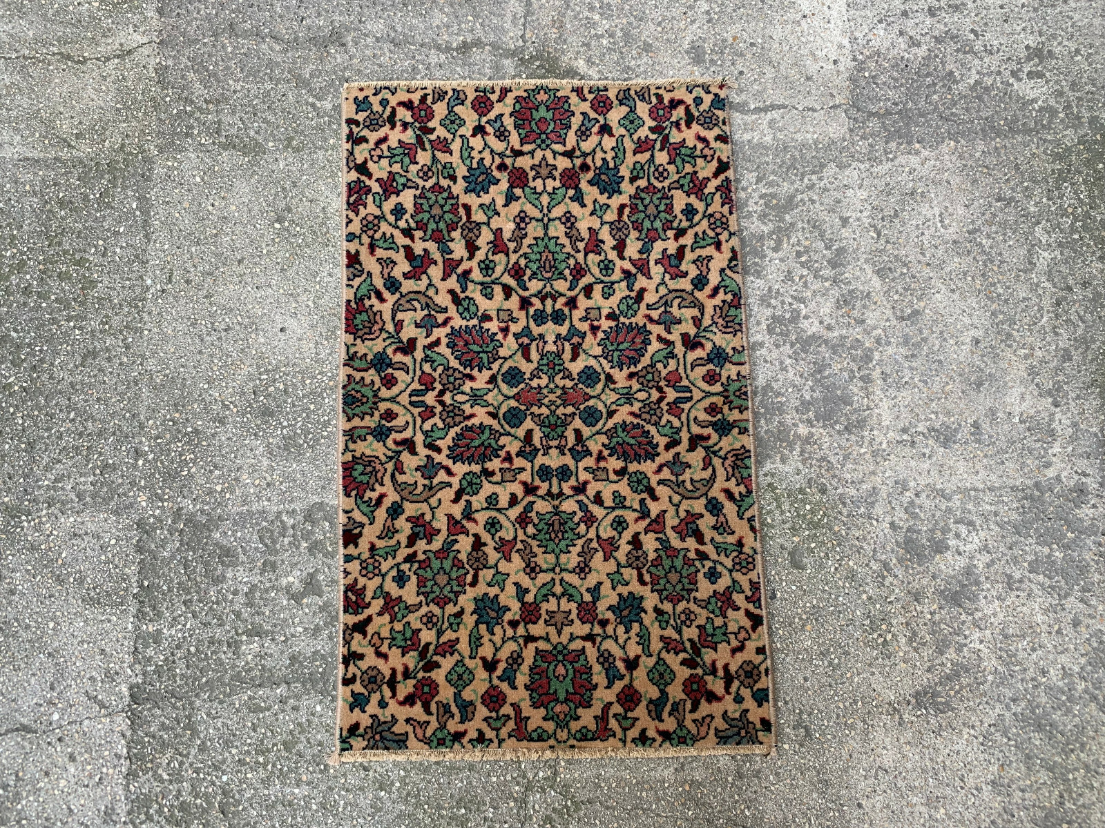 1'8'' x 2'9'' Vintage Carpet Natural Village Rug Handmade Rug.SKU:S1432 gallery