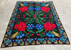 Vintage Handmade Moldovan Rose Wool Kilim Rug Carpet 197×156 cm