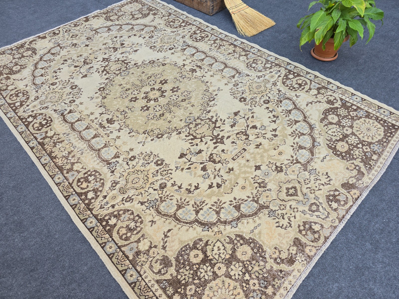 6' x 9' Vintage Wool Oushak Area Rug, Turkish Rug, Beige Brown Bedroom Rug gallery