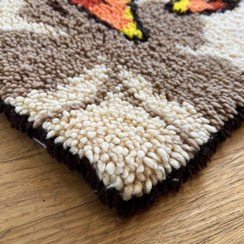 ✨Mid Century Hippie Butterfly Swag Rug Vintage 1970s gallery