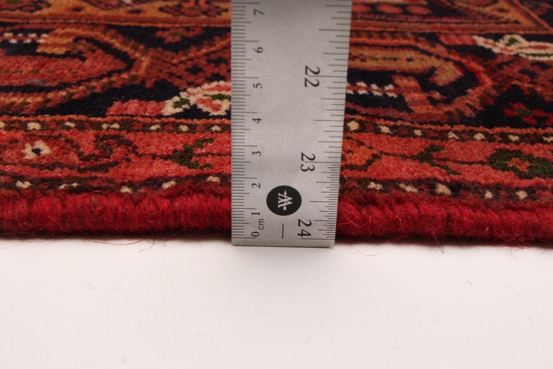 Vintage 4'7" x 8'6" Traditional Hand Knotted Vegetable Dye Wool Area Rug gallery