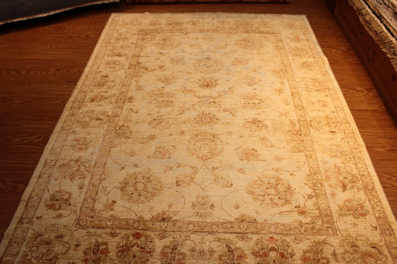 RUG_FLORAL _DESIGN 5X8 FT. FINE QUALITY HANDMADE HAND KNOTTED MUTED SOFT COLORS gallery