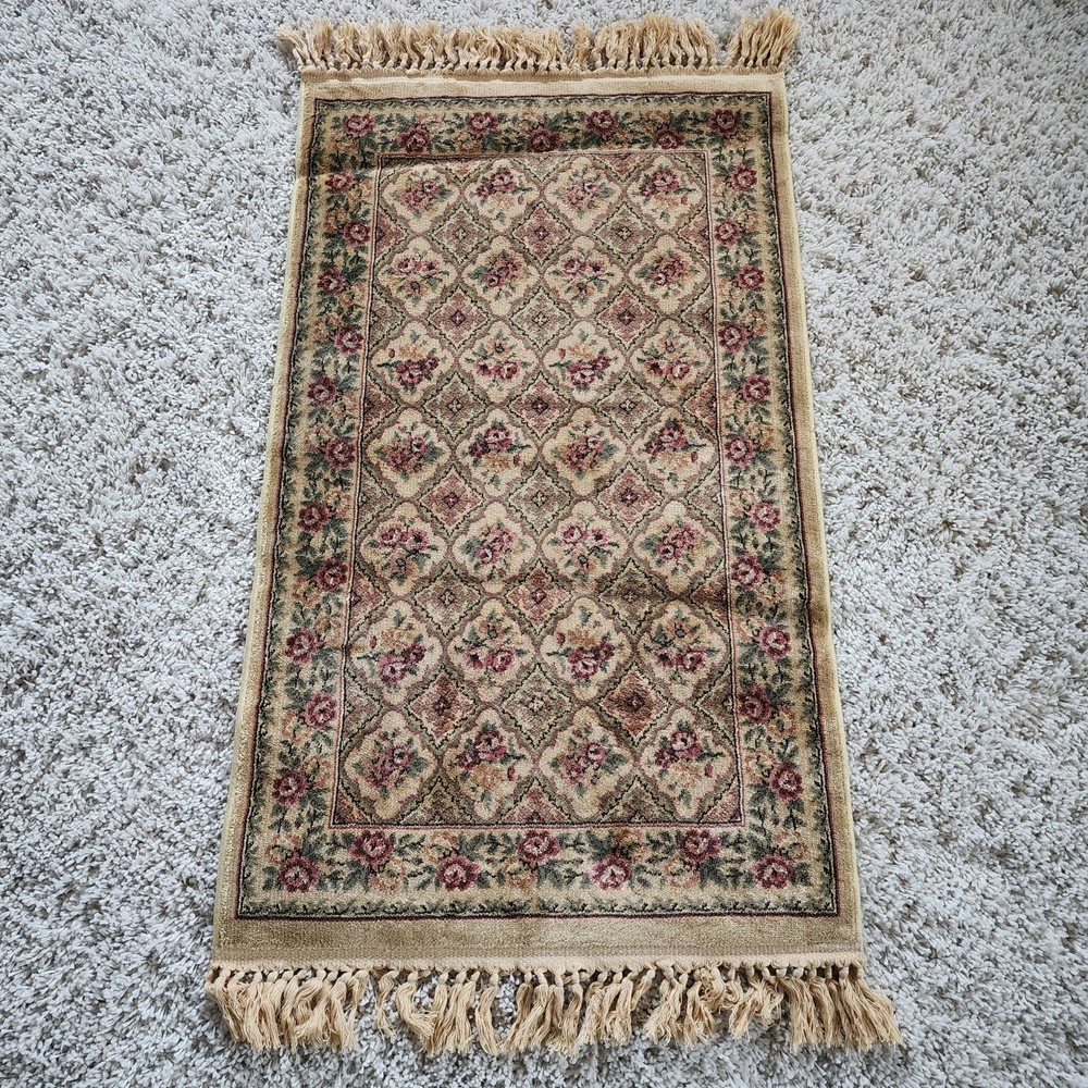 Vintage Verona Hand Knotted Fringe Rug Made In Belgium