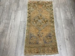 Muted rug, Vintage rug, Small rug, Turkish mini rug, Oushak rug, 1.6 x 3.4 ft