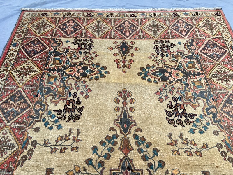Antique Turkmen Rug 3'10x5'2 ft – Handmade Wool Faded Floral Medallion Decor Rug gallery