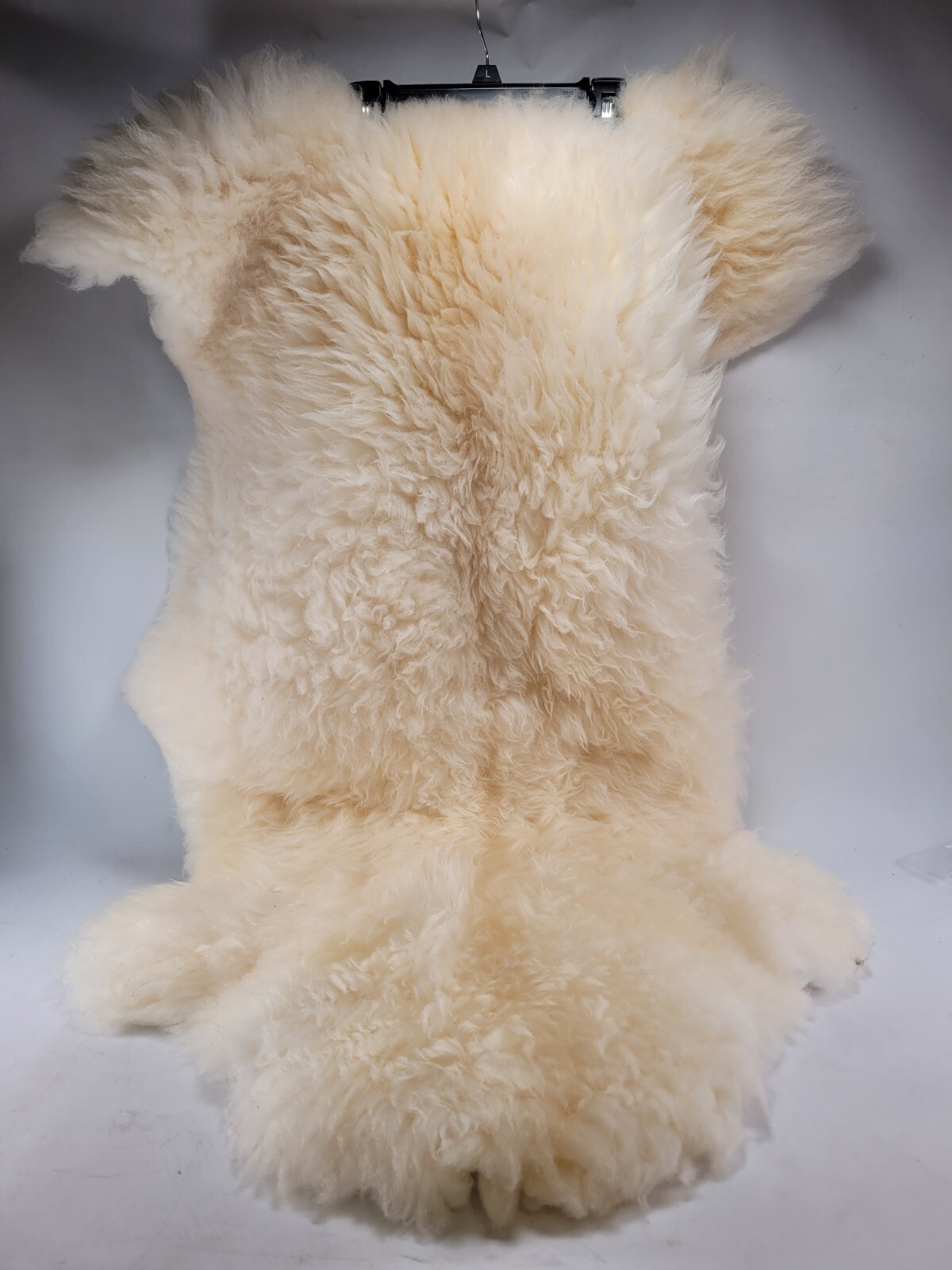 Natural Sheepskin White Tan Approx 48"x30" Rug Display gallery