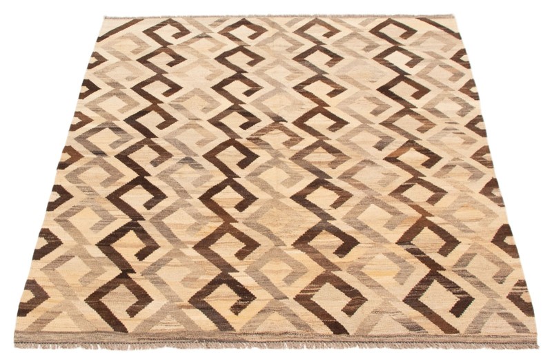 Vintage 5'3" x 6'4" Traditional Wool Hand Woven Oriental Area Rug gallery
