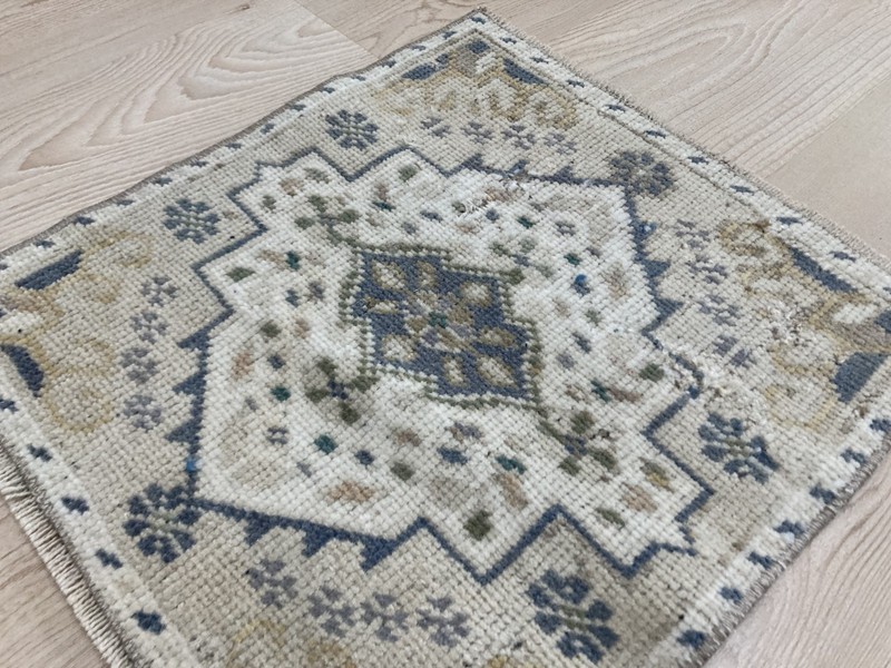 Brown rug, Turkish rug, Vintage small rug, Square rug, Doormat, 1.3 x 1.3 ft gallery