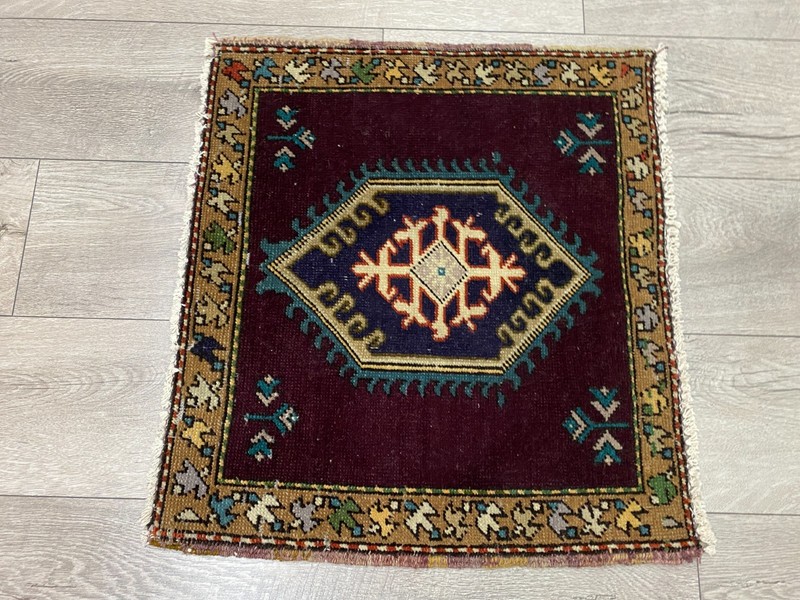 Purple square rug, Vintage rug, Turkish rug, Small rug, Wool rug, 1.8x2.0 ft gallery