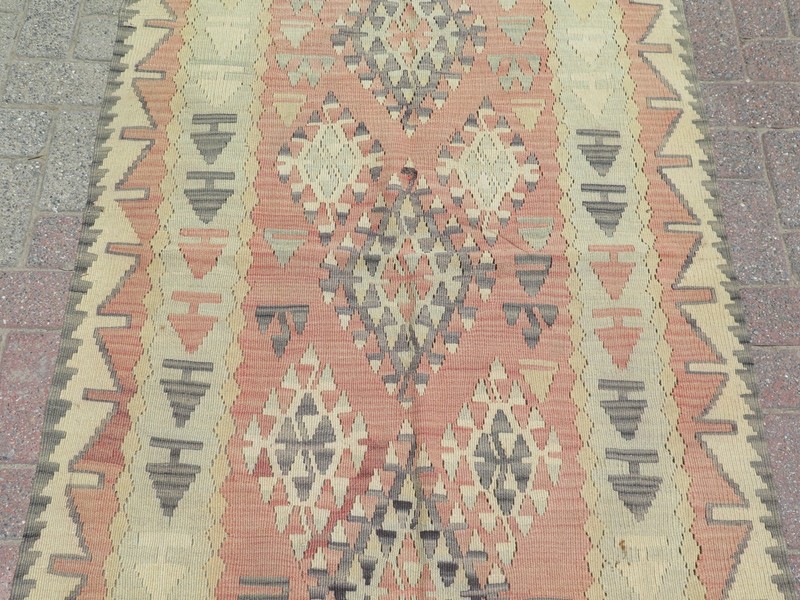 Peach & Cream Tribal Vintage Turkish Rug, Handwoven Wool Kelim Tapis 40"x46" gallery