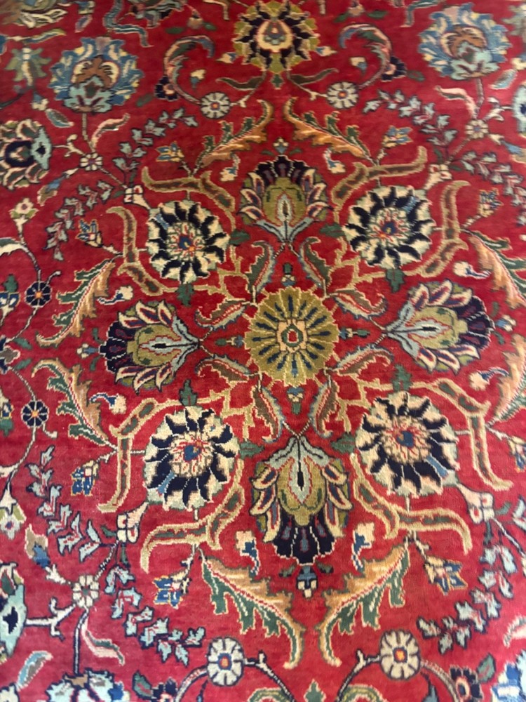 SIMI ANTIQUE. HAND MADE. 10X6. EXCELLENT CONDITION. FULL PILE.