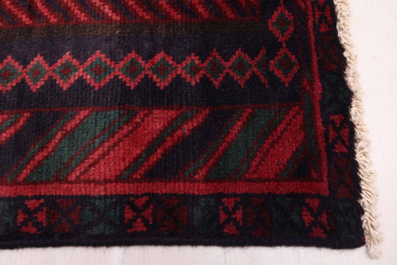 Vintage 4'3" x 7'9" Traditional Hand Knotted Vegetable Dye Wool Area Rug gallery