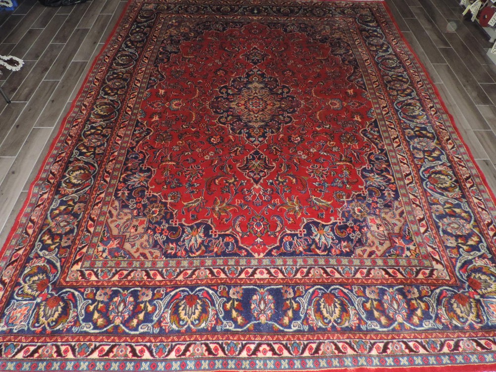 10x13ft. Vintage Sarouk Medallion Wool Room Size Rug