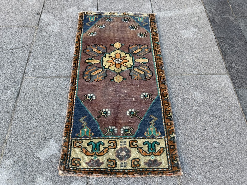 Handwoven Turkish Accent Rug 1.3x2.6 Ft Vintage Wool Entryway Mat Tribal Decor