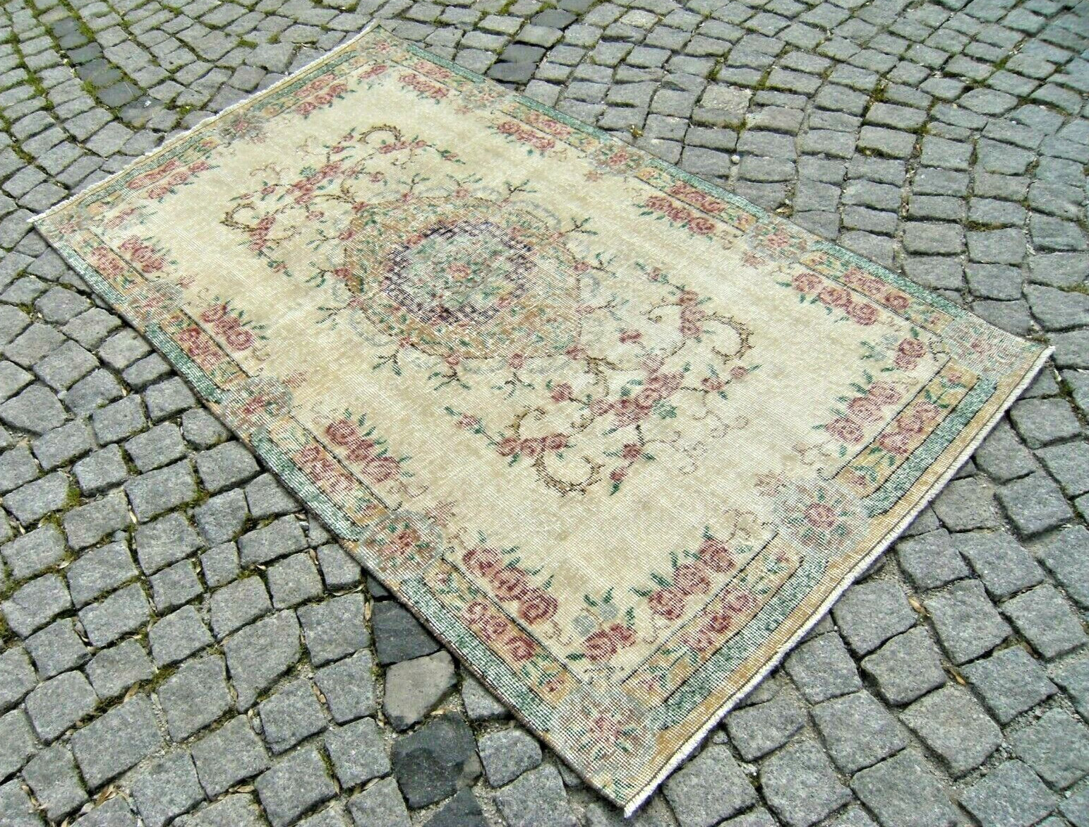 Turkish Rug 44'' x 74'' Vintage Muted Dye Oushak Rug Hand-knotted Wool Rug gallery
