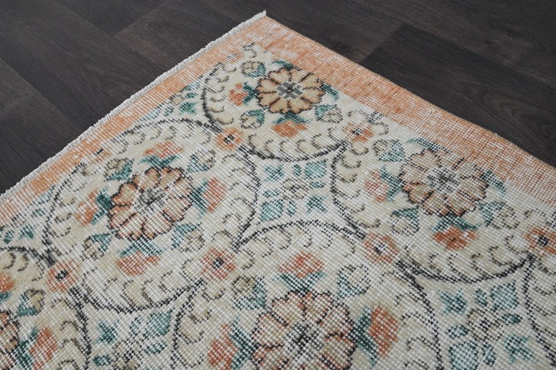 Oushak 5x8,Turkish Rug,vintage,anatolian,BEIGE,kilim,Bohemian,handmade,wool gallery