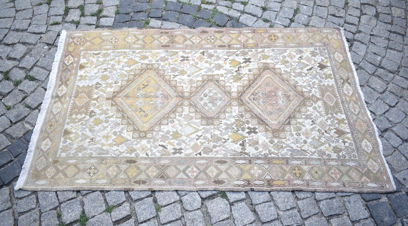 Caucasian Soumac Rug 3'9'' x 6'2'' ft Vintage Animal Figure Soumak Area Wall Rug gallery