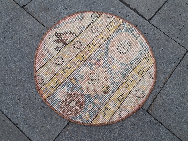 Turkish Rug, Round Rug, Handmade Rug, Home Decor Rug, Vintage Rug, 1.4 x 1.4 ft gallery