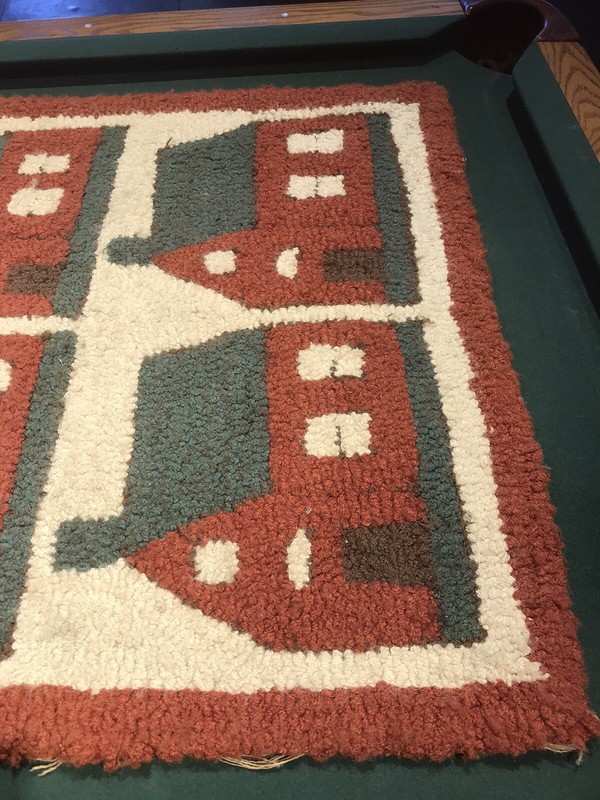 ANTIQUE VTG HOOKED RUG FOLK ART COUNTRY HOUSES 43 1/2 X 30 1/2” BEAUTIFUL gallery