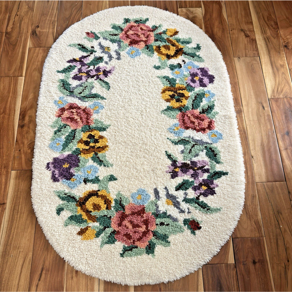 Vtg Floral Handmade Hooked Area Rug Large Oval 51x34 Cottage Country Grandma