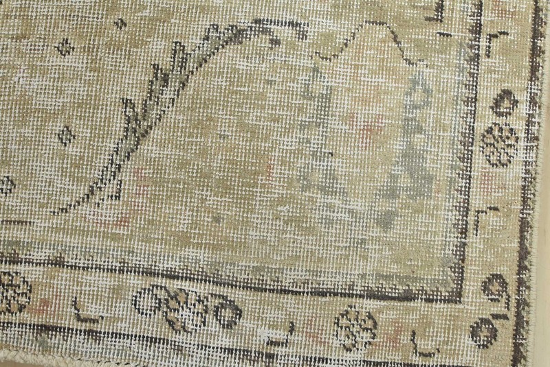 Vintage Anatolia 9’9” x 12’6” Beige Distressed Wool Hand-Knotted Oriental Rug gallery