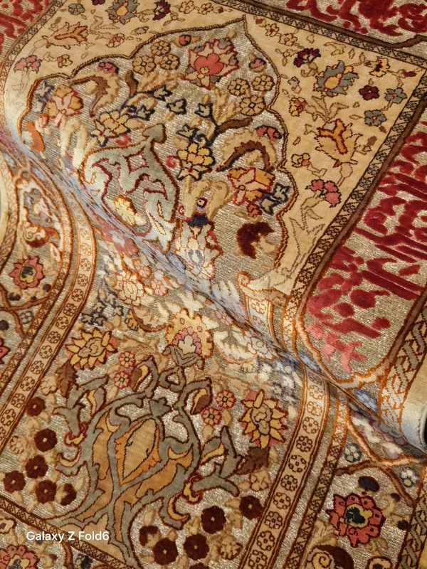 FINE 100% SILK GENUINE SOUF HEREKE TURKISH RUG RAISED PILE & METAL YARN gallery