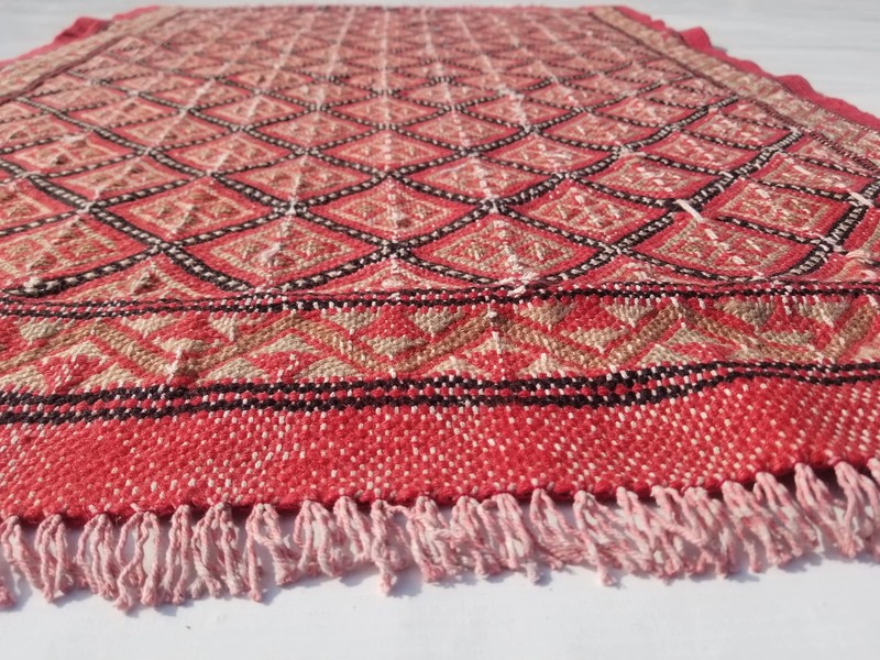 Fine Vintage Traditional Hand Made Oriental Wool Beige Pink Kilim 113x76cm gallery