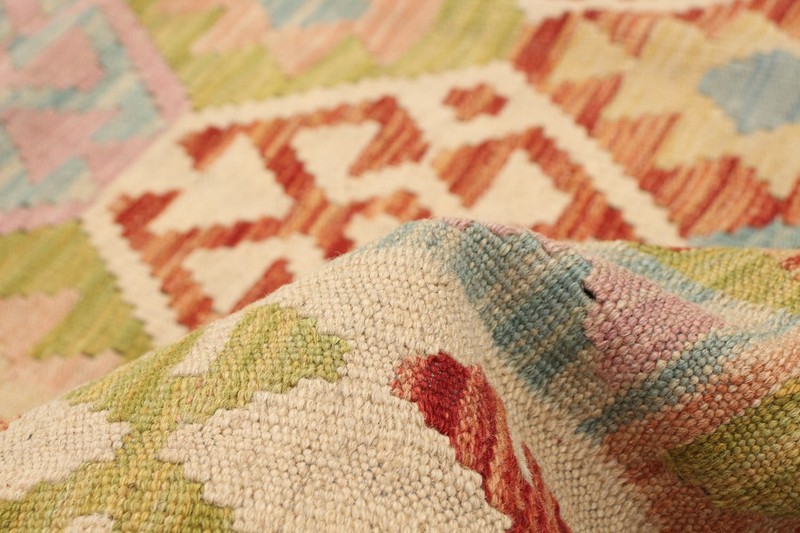 Vintage Hand Woven Area Rug 4'11" x 6'8" Traditional Wool Oriental Carpet gallery