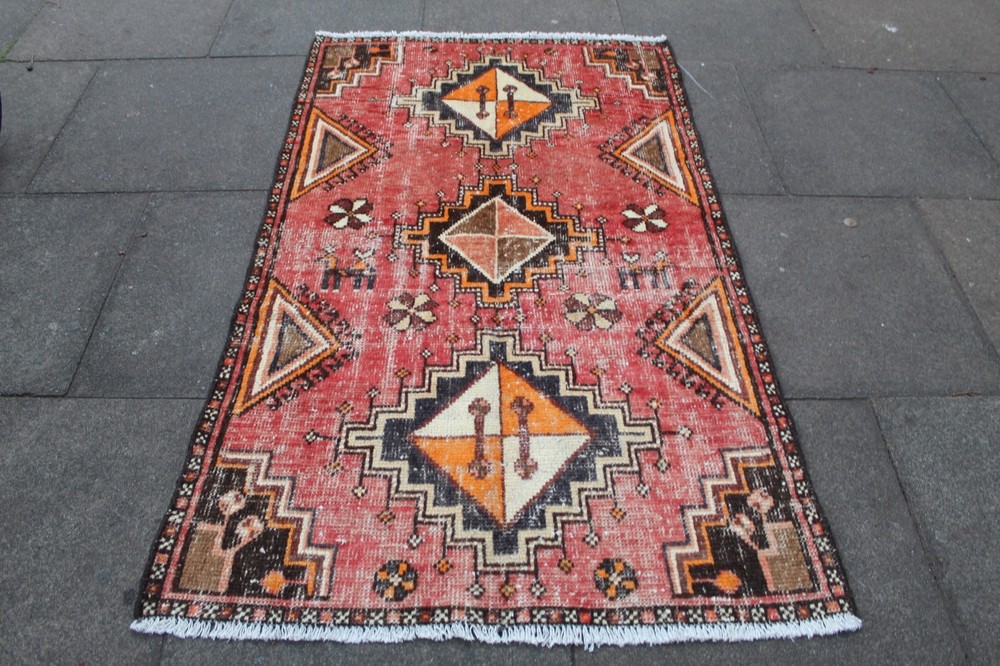 Vintage Worn Hand Made Traditional Oriental Wool Faded Red Rug 173x105cm