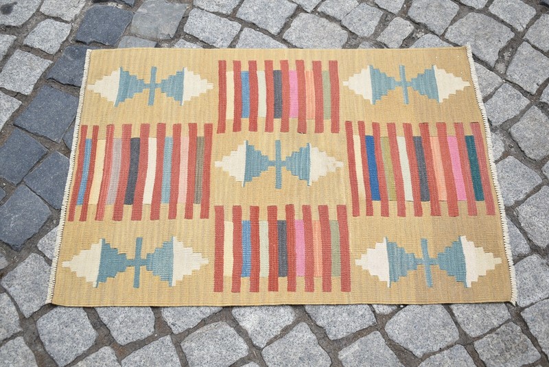 Turkish Small Rug 23'' x 33'' Vintage Awesome Rug Hand Woven Oushak Wool Rug gallery