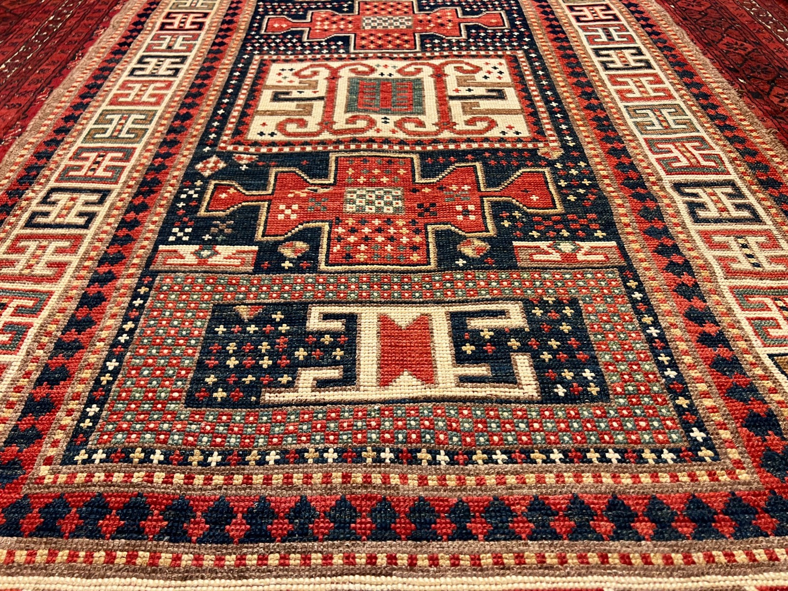 COLLECTORS' ITEM Vintage Stunning Fine Quality Natural Dye Kazak Caucasus Carpet gallery