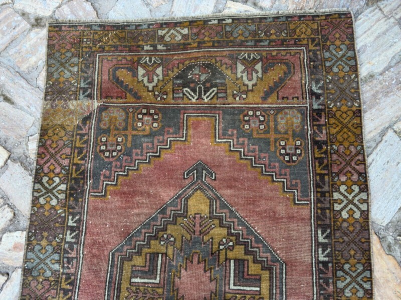 Hand-Woven Turkish Carpet 3x6 Pale Red Cotton Geometric Rug Medium Size Anatolia gallery